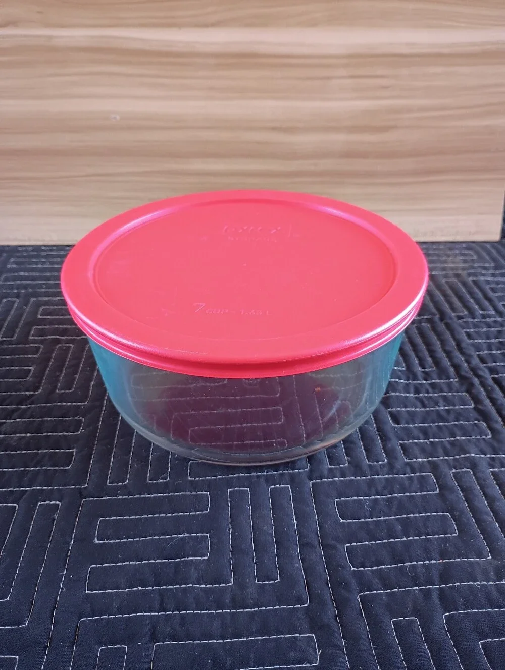 Pyrex Glass Food Storage Containers with Lids Set of 5